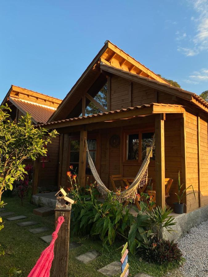 プライア・ド・ローザ Casa Flor Hospedagensヴィラ エクステリア 写真